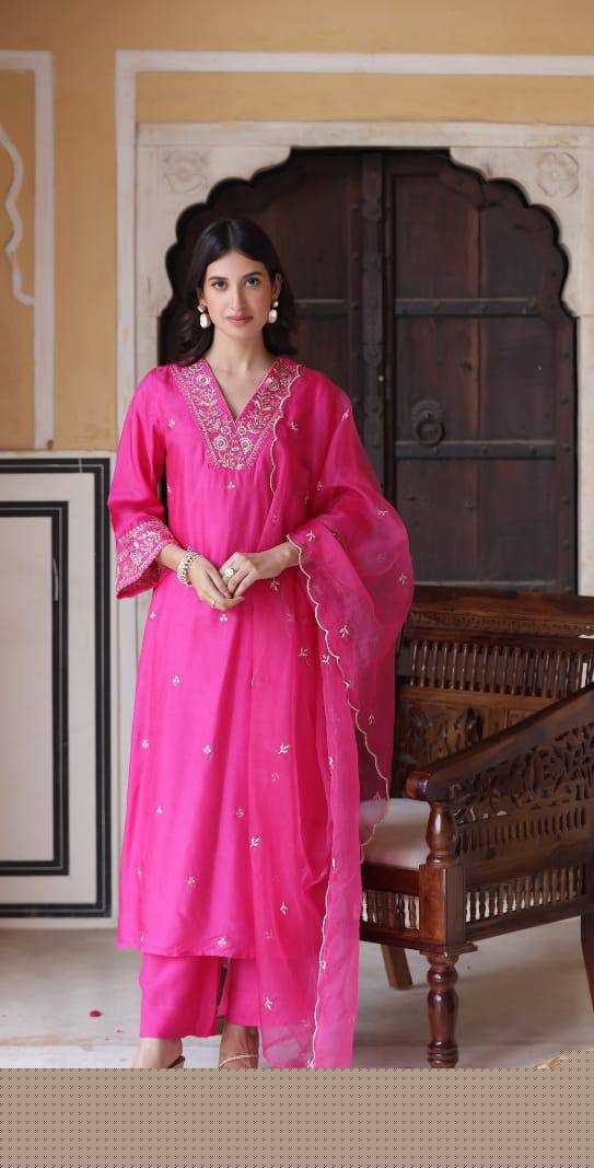 Chanderi SilkEmbroidery Suit - MYLUXURY LANE ENTERPRISE